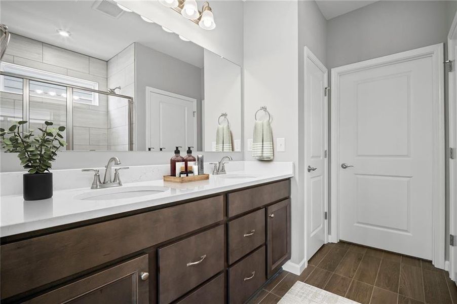 Furnished interior view inside a new home in Laurel Farms, Dallas (Image 17).
