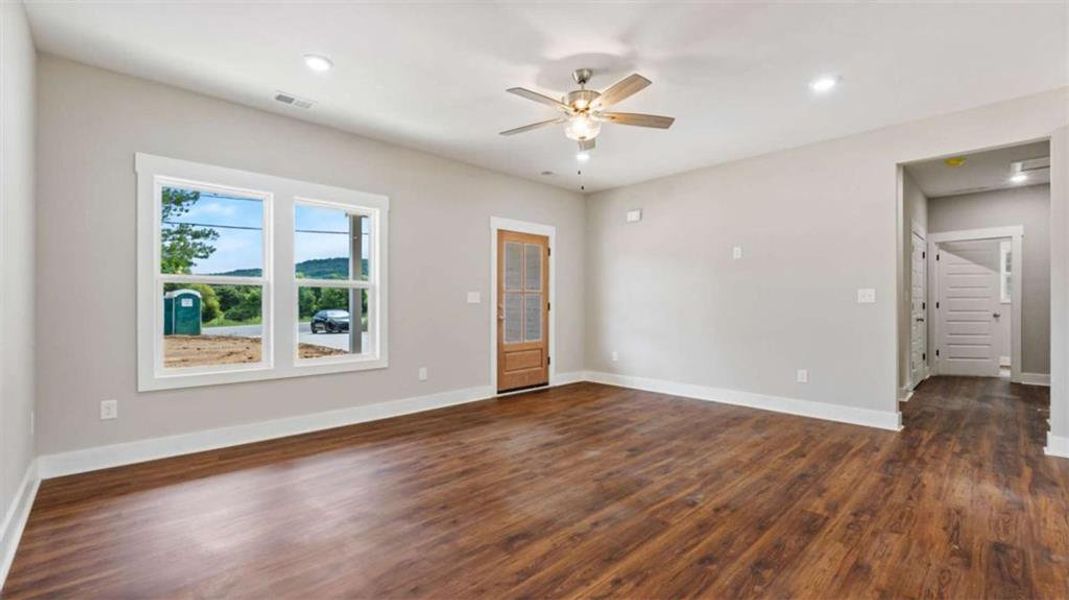 Spacious, unfurnished interior of a new home in , Cedartown (Image 21).