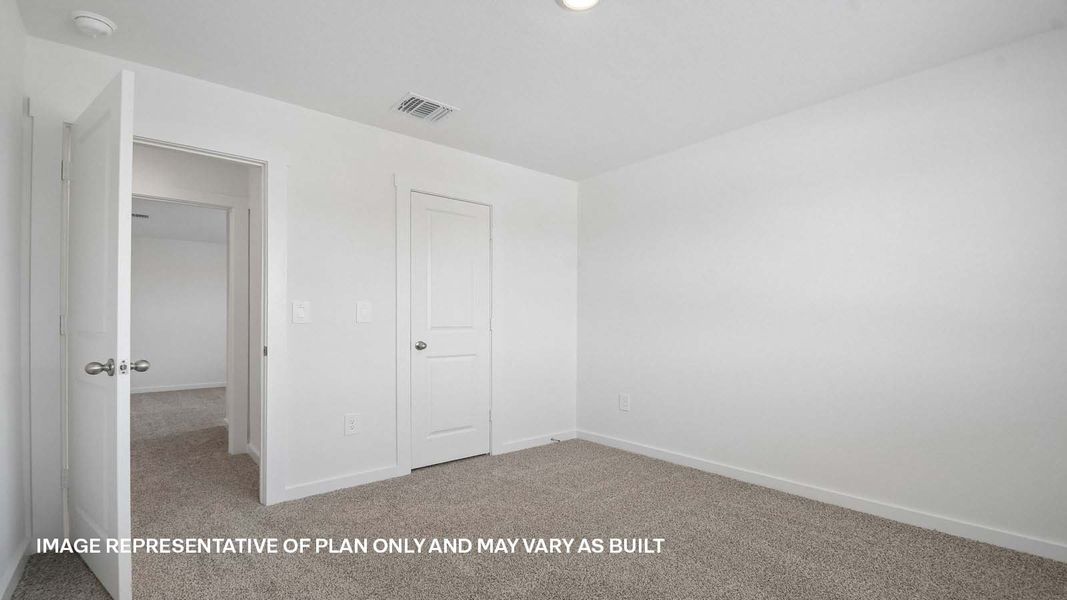 Spacious, unfurnished interior of a new home in Valverde, Bastrop (Image 26).