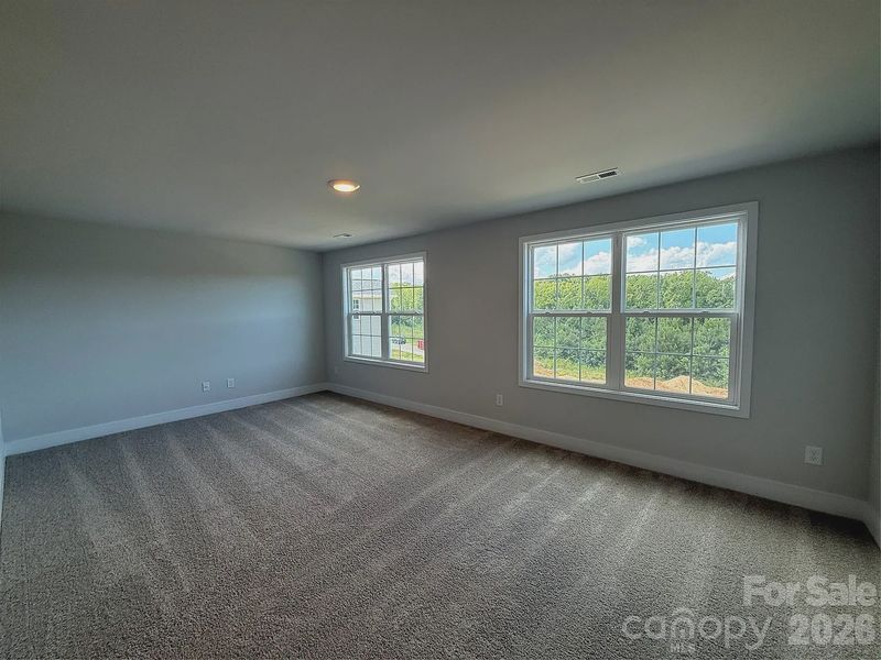 Spacious, unfurnished interior of a new home in Northlake, Statesville (Image 30).