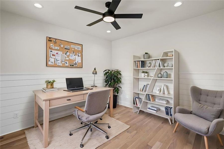 Furnished interior view inside a new home in , Dawsonville (Image 19).