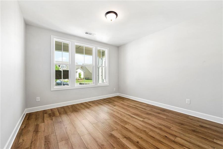Spacious, unfurnished interior of a new home in Cresswind Georgia at Twin Lakes, Hoschton (Image 20).