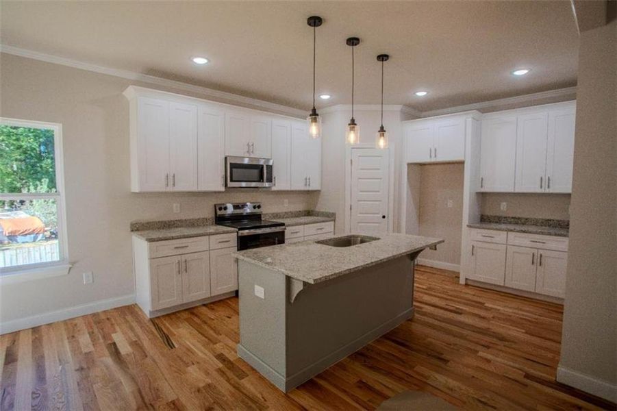 Furnished interior view inside a new home in , Villa Rica (Image 7).