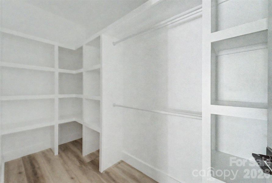 Spacious, unfurnished interior of a new home in , Franklin (Image 14).