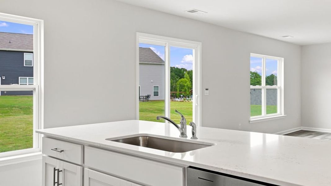 Image 38 of a home in Lakestone.