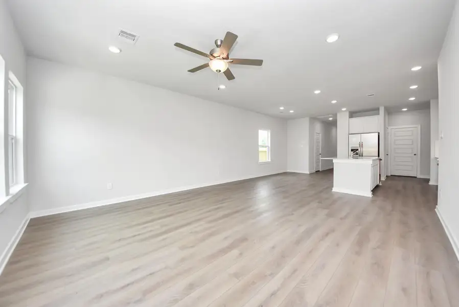 Spacious, unfurnished interior of a new home in The Villages at WestPointe, Dayton (Image 36).