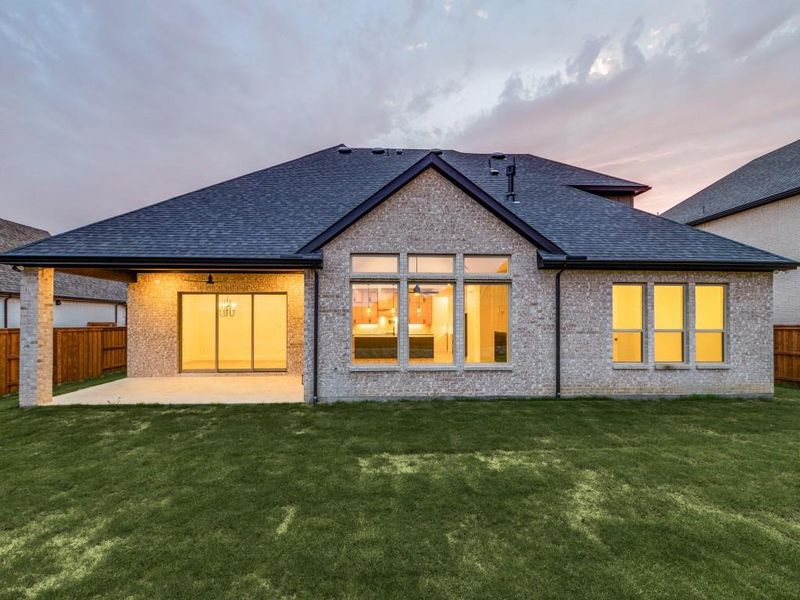 The entire family will enjoy plenty of fun family time in this lovely back yard!