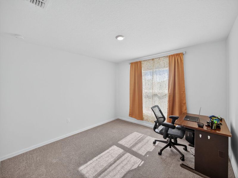 Furnished interior view inside a new home in , Port St. Lucie (Image 12).