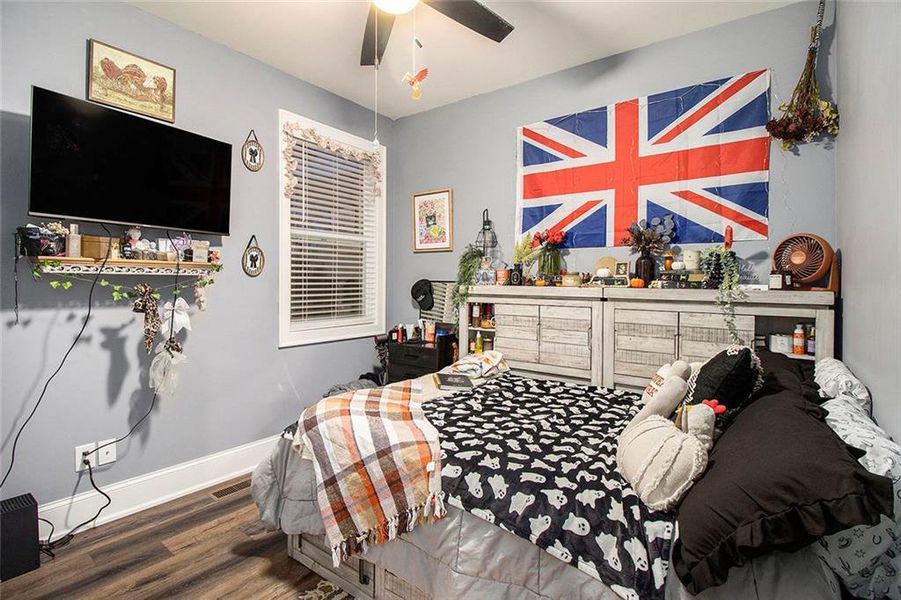 Furnished interior view inside a new home in Griffin Manor, Cartersville (Image 13).