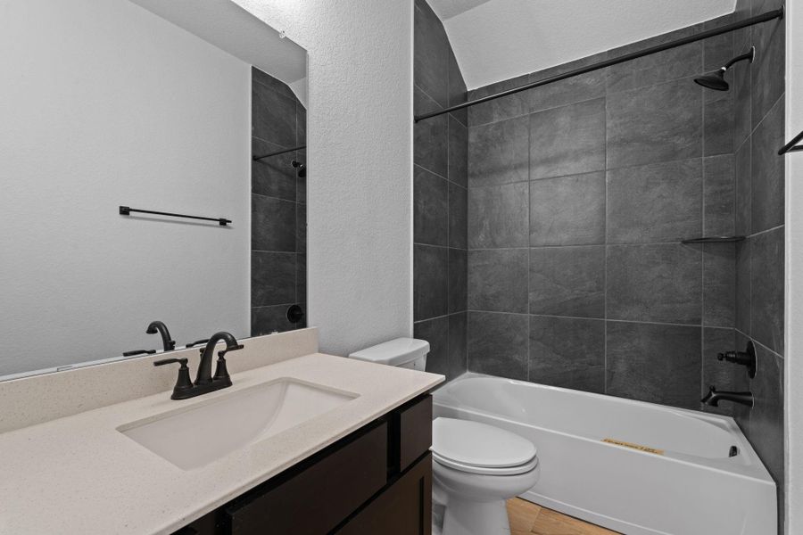 Furnished interior view inside a new home in The Woodlands Hills, Willis (Image 7). Furnished interior view inside a new home in The Woodlands Hills, Willis (Image 7).