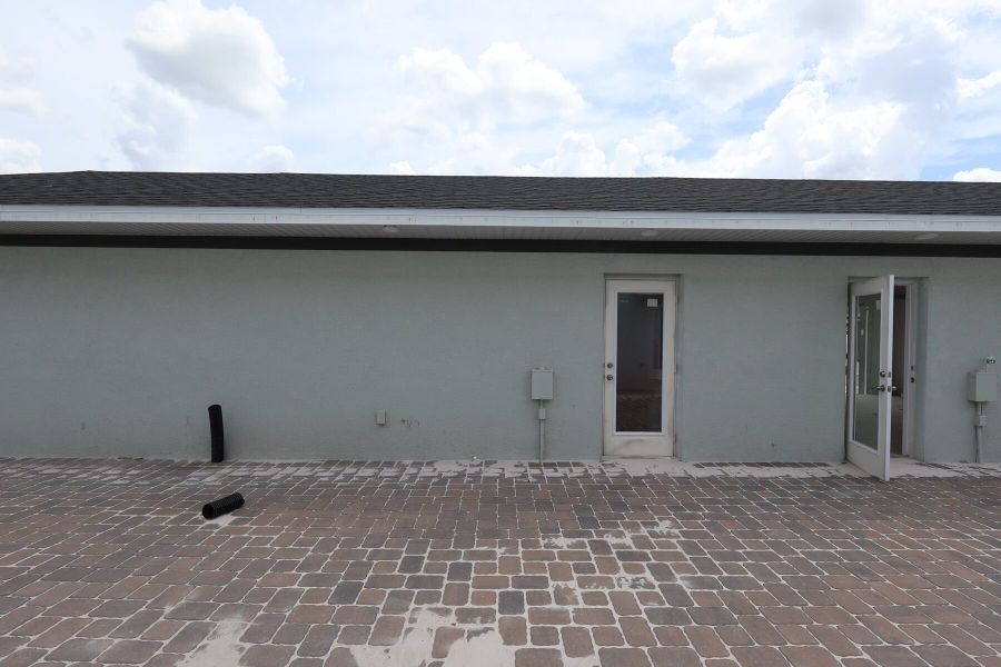 Exterior Exterior
