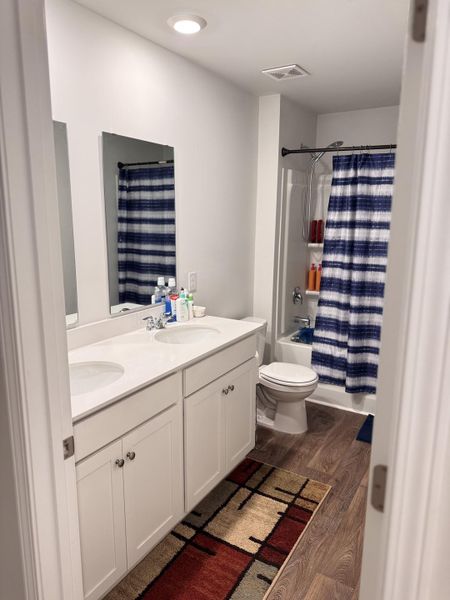 Furnished interior view inside a new home in , Ladson (Image 7).