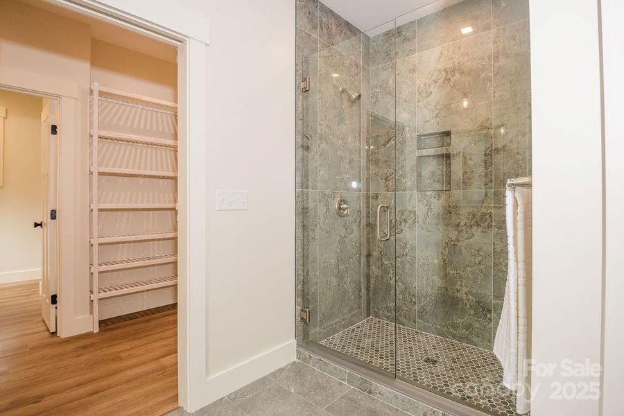 Image 18 of a home in .