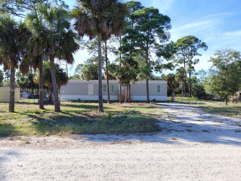 Natural landscape and outdoor views near  in Clewiston (Image 18).
