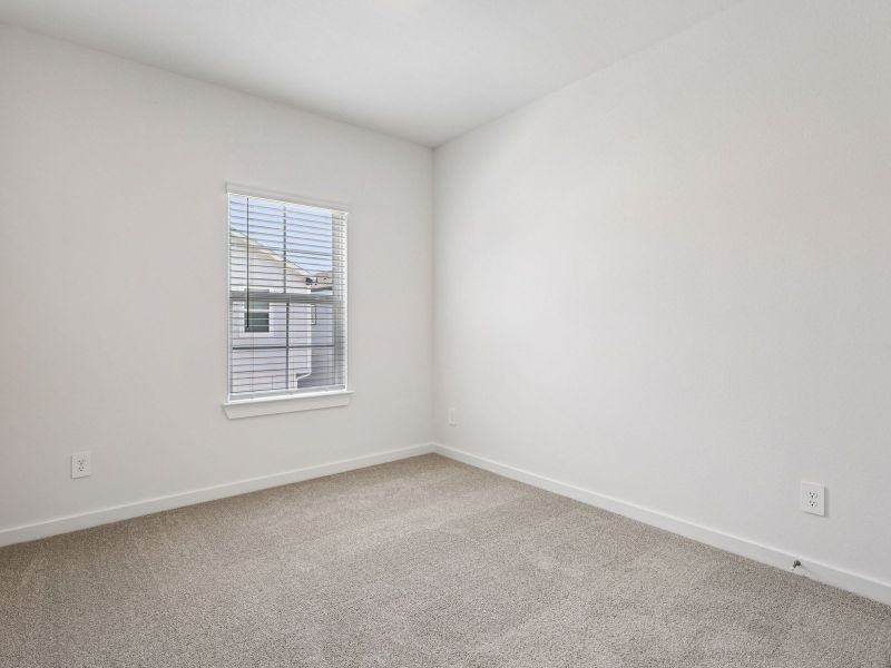 Spacious, unfurnished interior of a new home in Spring Brook Village - City Series, Houston (Image 13).