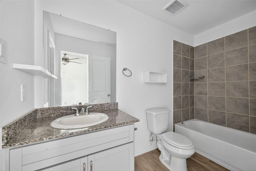 Furnished interior view inside a new home in Marie Village, Conroe (Image 3). Furnished interior view inside a new home in Marie Village, Conroe (Image 3).