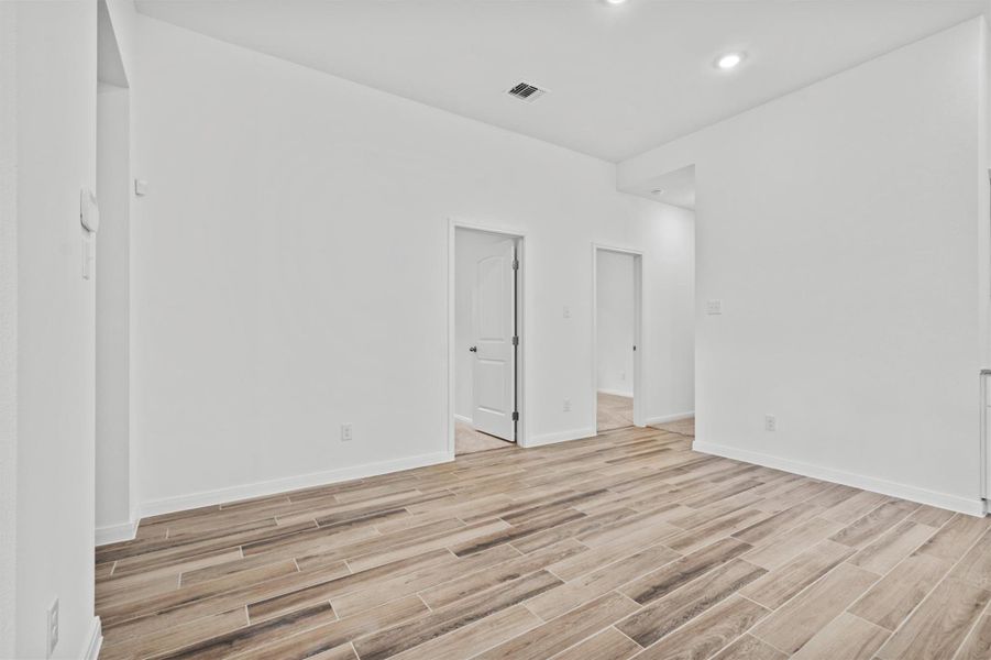 Spacious, unfurnished interior of a new home in Butler Farms, Liberty Hill (Image 19). Spacious, unfurnished interior of a new home in Butler Farms, Liberty Hill (Image 19).