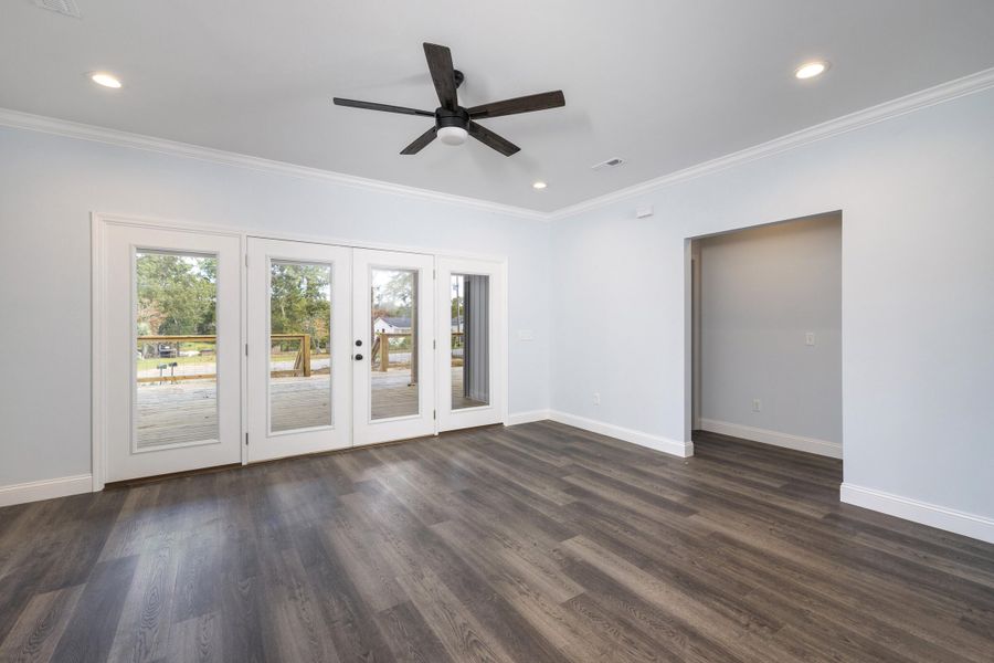 Spacious, unfurnished interior of a new home in , Manning (Image 18).