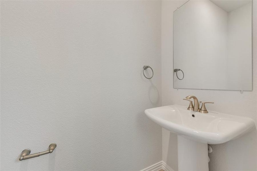 Furnished interior view inside a new home in Walden Pond, Forney (Image 7).