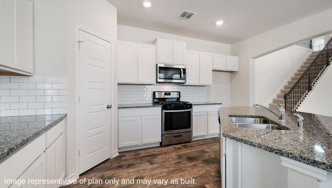 Representative furnished interior of a home built from the The Caspian by D.R. Horton in The Birch at Spencer Ranch, Boerne (Image 6).