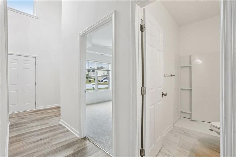Spacious, unfurnished interior of a new home in , Fairburn (Image 13).