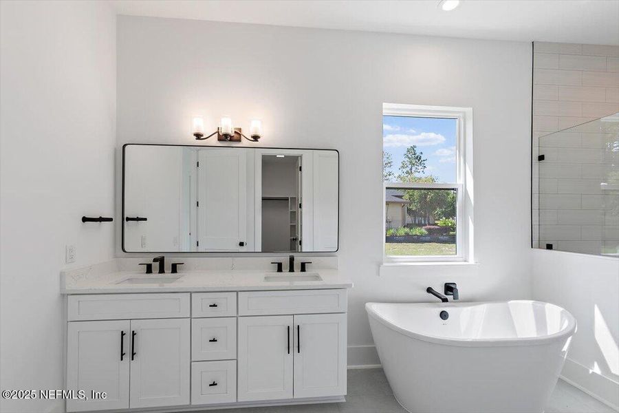 Furnished interior view inside a new home in , Keystone Heights (Image 9).
