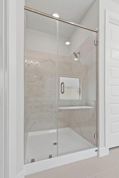 Close-up of interior finishes inside a home in Candela, Richmond (Image 19).