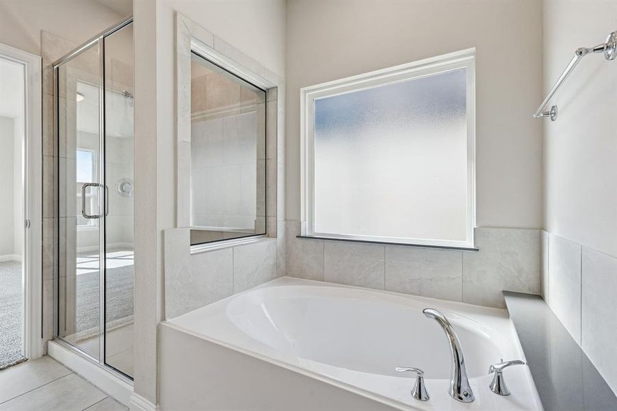 Furnished interior view inside a new home in Venetian, Weston (Image 7).