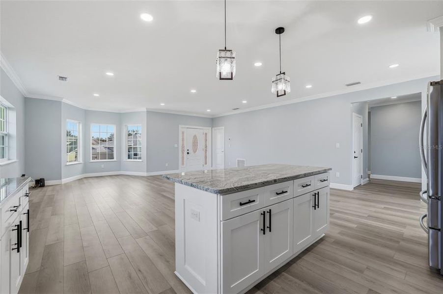 Furnished interior view inside a new home in , Tarpon Springs (Image 7).