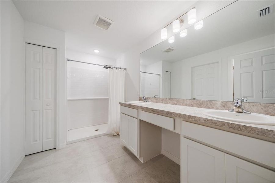Furnished interior view inside a new home in , Port Charlotte (Image 18).