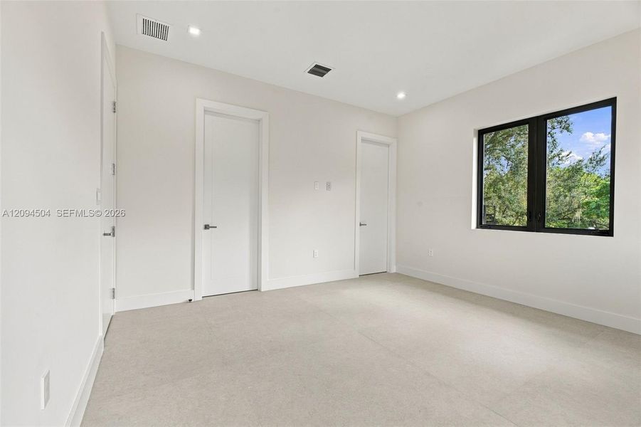 Spacious, unfurnished interior of a new home in , South Miami (Image 69).