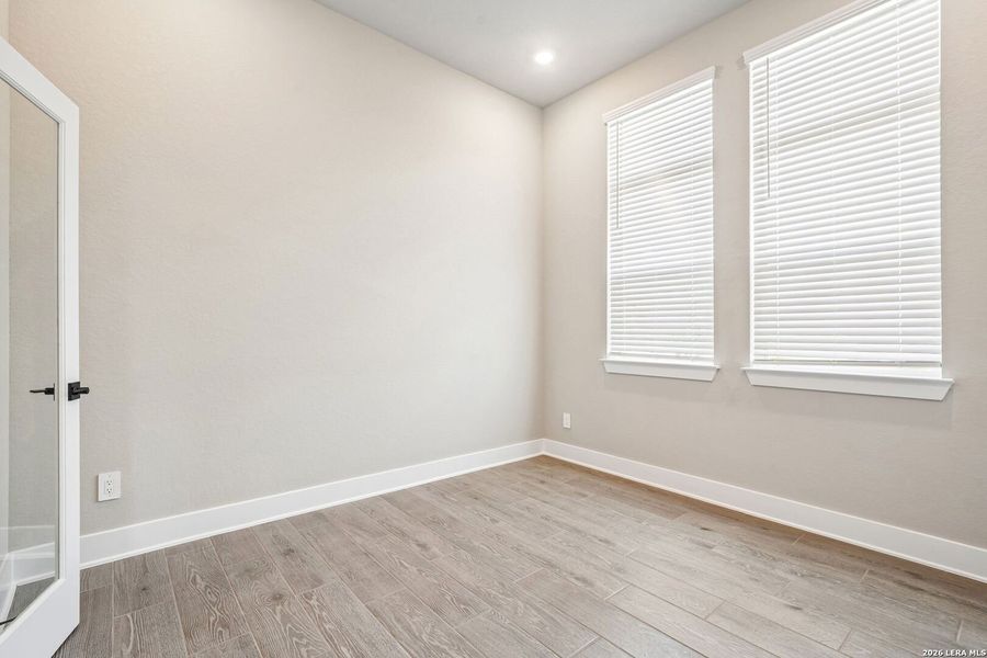 Spacious, unfurnished interior of a new home in Sagebrooke - Classic Series, San Antonio (Image 29).