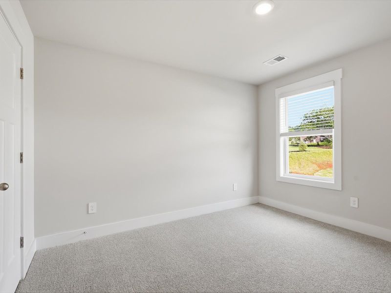 Spacious, unfurnished interior of a new home in Crossing at Abner Creek, Greer (Image 19). Spacious, unfurnished interior of a new home in Crossing at Abner Creek, Greer (Image 19).