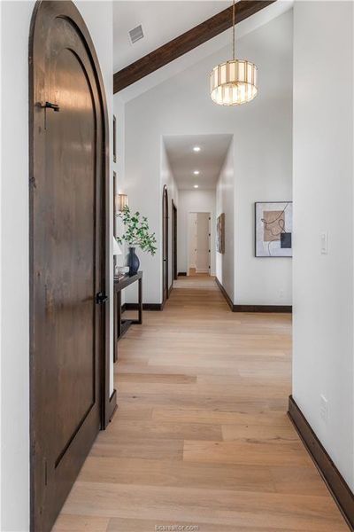 Spacious, unfurnished interior of a new home in , Bryan (Image 22).