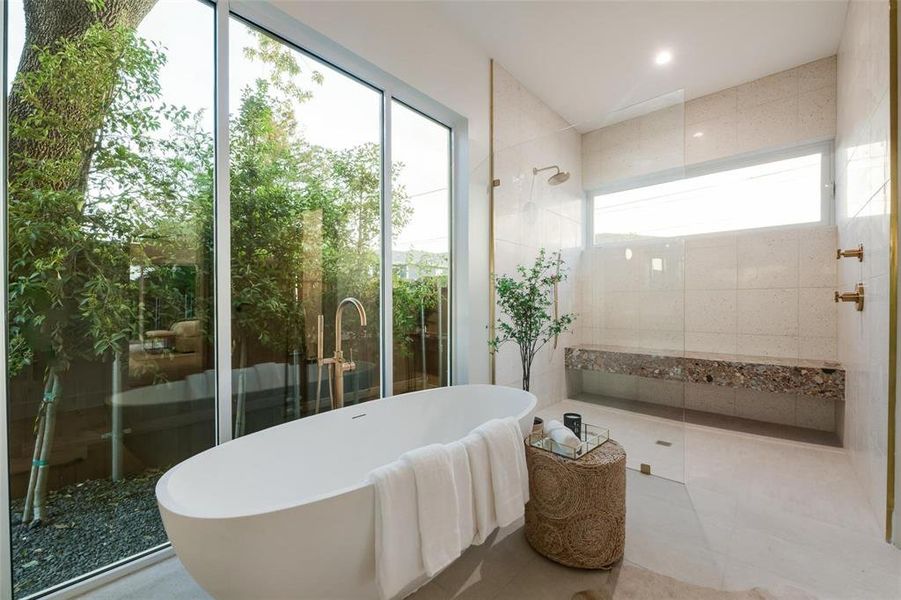 Furnished interior view inside a new home in , Dallas (Image 6).