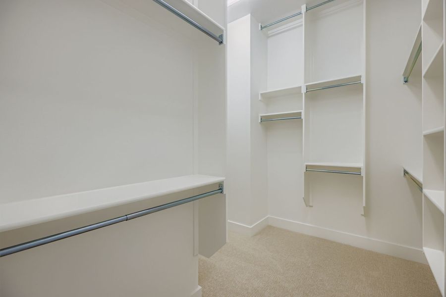 4813 Strada - Primary Closet 4813 Strada - Primary Closet