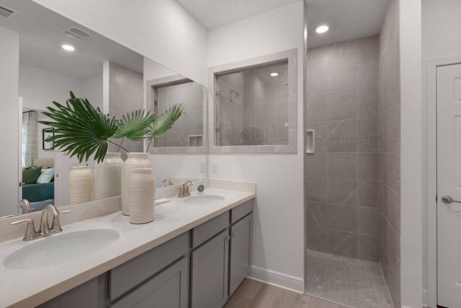 Representative furnished interior of a home built from the Navarre by Holiday Builders in Yellow River Ranch, Milton (Image 9). Representative furnished interior of a home built from the Navarre by Holiday Builders in Yellow River Ranch, Milton (Image 9).