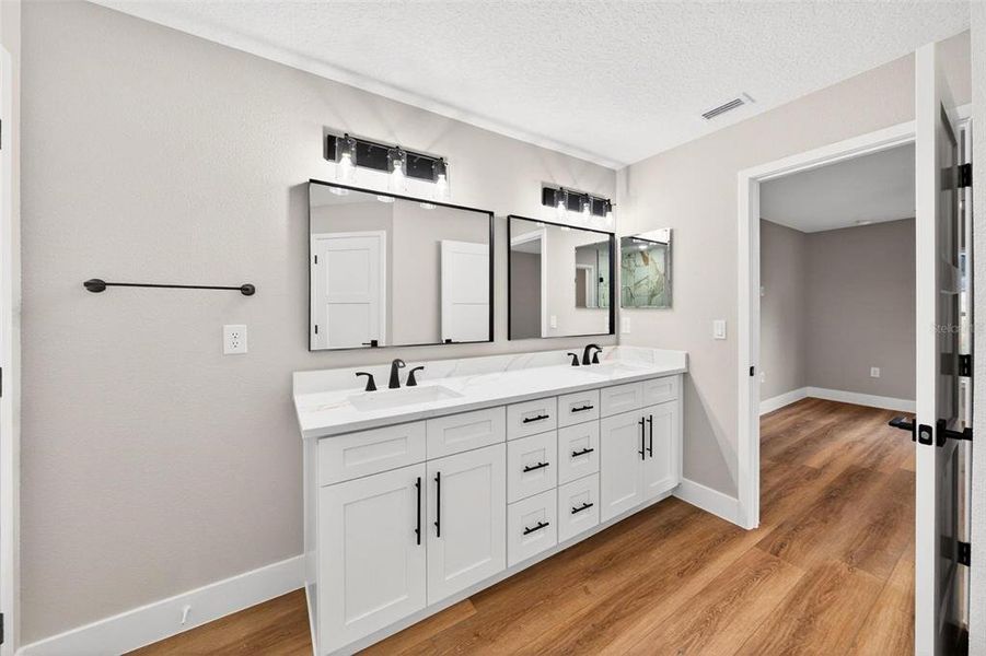 Furnished interior view inside a new home in , Umatilla (Image 18). Furnished interior view inside a new home in , Umatilla (Image 18).