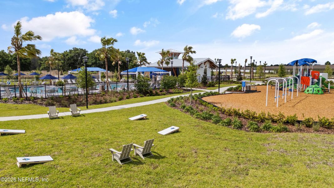 Community amenities in Lakes at Bella Lago - Signature Series, Green Cove Springs (Image 9).