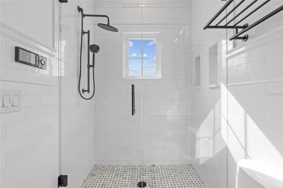 Image 44 of a home in .