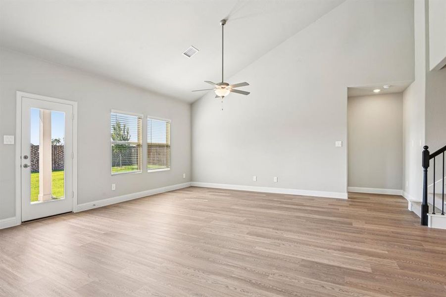 Photo is not of the actual home, but is an inspirational photo of builder’s model home and may depict options, furnishings, and/or decorator features that are not included. Photo is not of the actual home, but is an inspirational photo of builder’s model home and may depict options, furnishings, and/or decorator features that are not included.