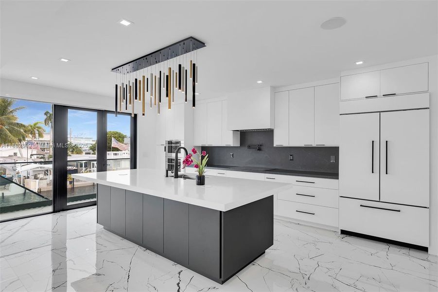 Furnished interior view inside a new home in , Key Largo (Image 18).