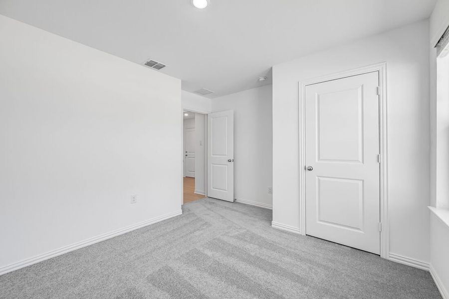 Spacious, unfurnished interior of a new home in River Ridge, Crandall (Image 17). Spacious, unfurnished interior of a new home in River Ridge, Crandall (Image 17).