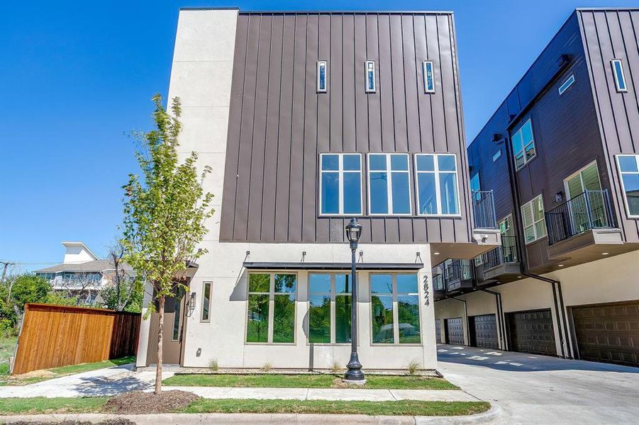 Sleek, modern architecture with a focus on design, function, and location. Sleek, modern architecture with a focus on design, function, and location.