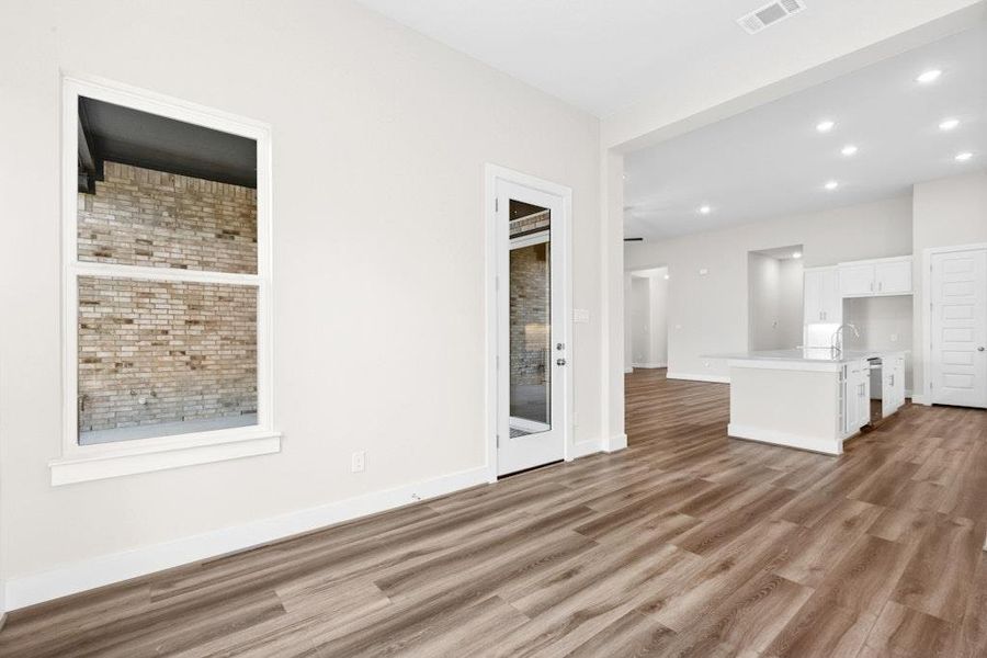 Spacious, unfurnished interior of a new home in Double Eagle Ranch, Cedar Creek (Image 28). Spacious, unfurnished interior of a new home in Double Eagle Ranch, Cedar Creek (Image 28).