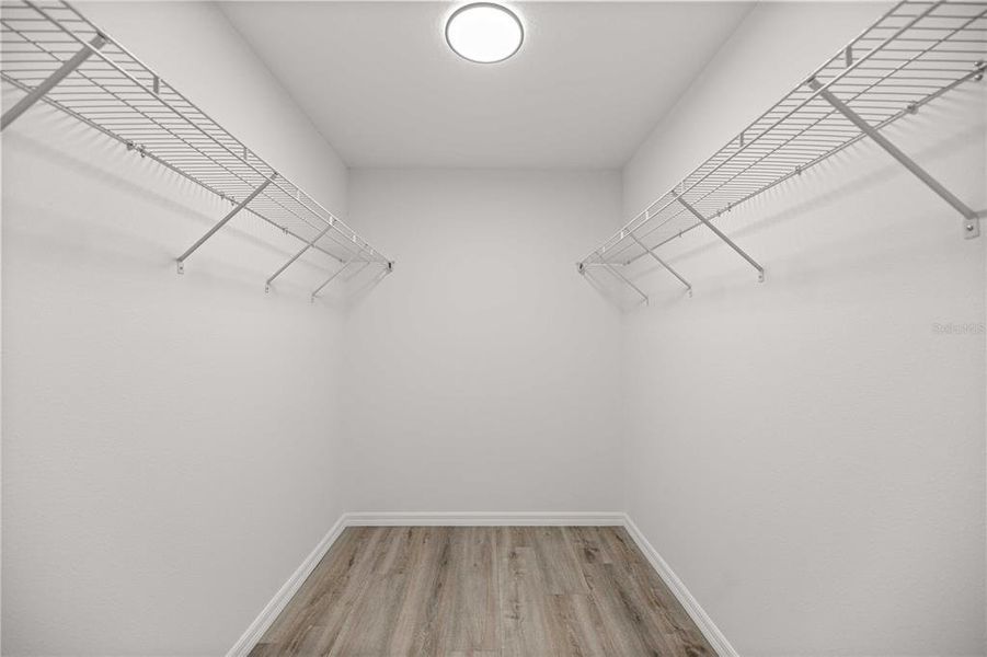 Spacious, unfurnished interior of a new home in , Dunnellon (Image 16).