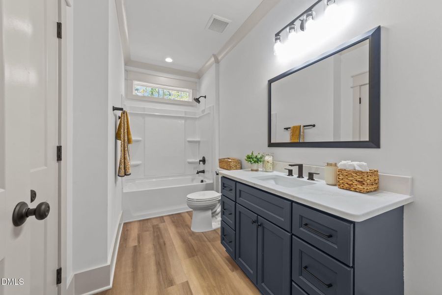 49-web-or-mls-VB4A6509