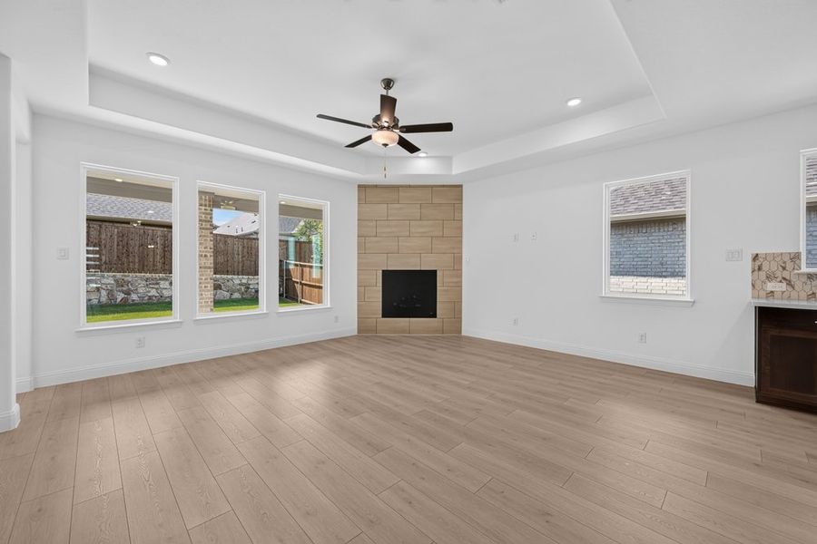 Spacious, unfurnished interior of a new home in South Oak, Lakewood Village (Image 14).