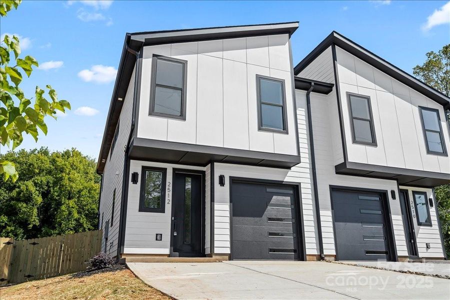 Image 28 of a home in .