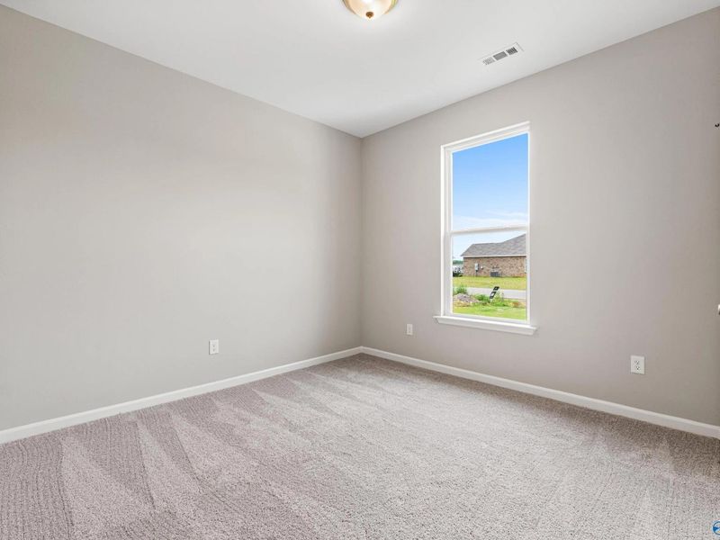 Spacious, unfurnished interior of a new home in Bailey Park, Fayetteville (Image 14).